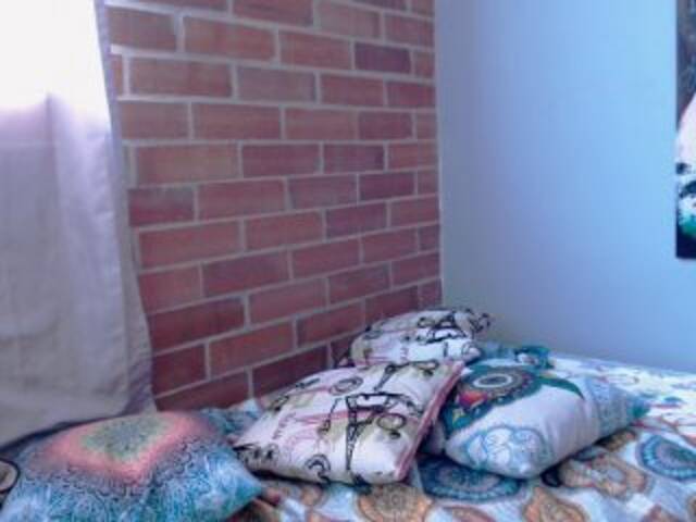 Εκπομπές οθόνης kendrasunder