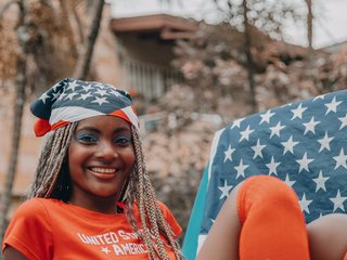 Ερωτική συνομιλία μέσω βίντεο kenya-stone