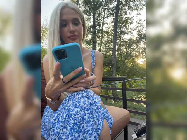 Εκπομπές οθόνης -Alexa-999-