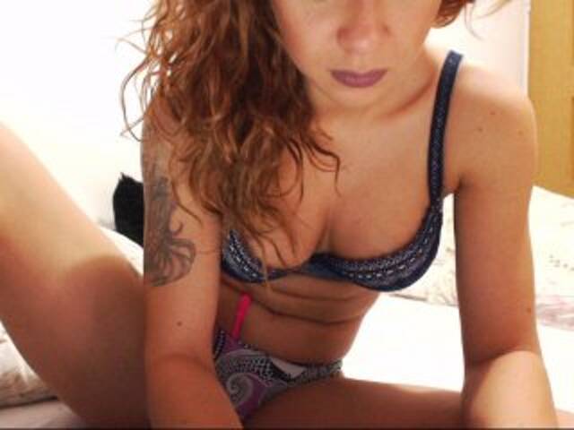 Εκπομπές οθόνης KeyraDiamond