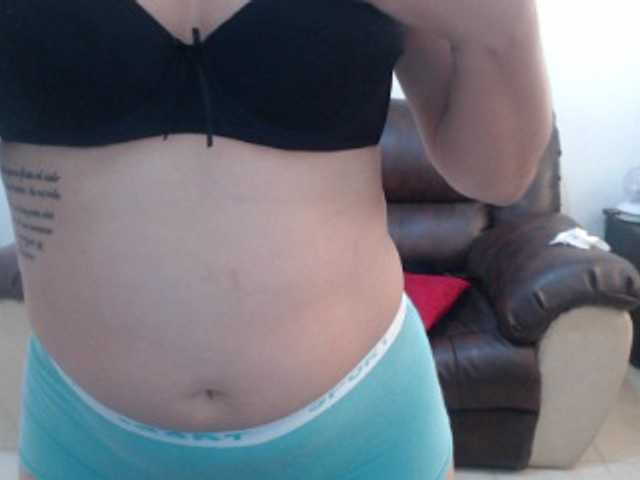 Εκπομπές οθόνης khamila