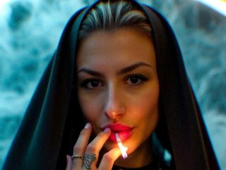 Ερωτική συνομιλία μέσω βίντεο KillerWitch