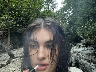 Ερωτική συνομιλία μέσω βίντεο KimHalls