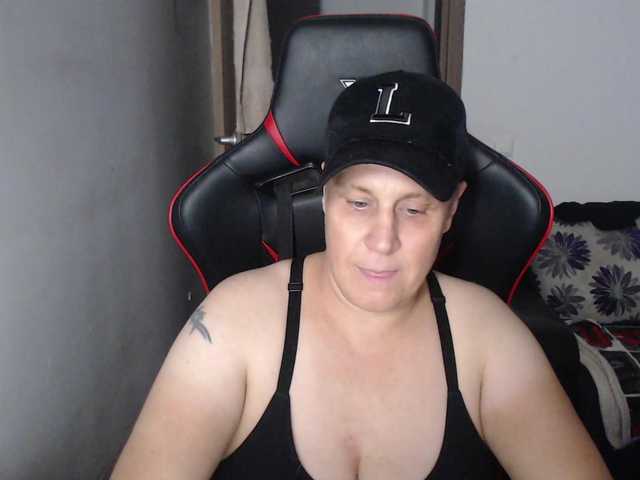Εκπομπές οθόνης kinkstakinks76