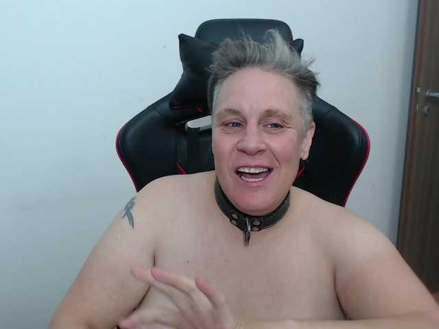 Εκπομπές οθόνης kinkstakinks76