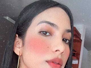 Ερωτική συνομιλία μέσω βίντεο kinky-mindy