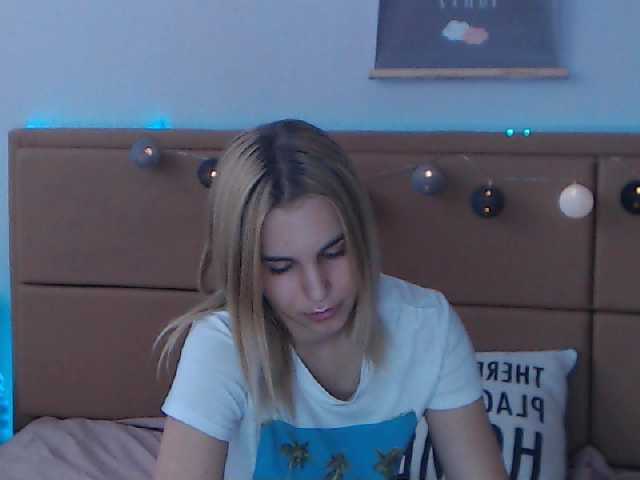 Εκπομπές οθόνης KiraMoriss