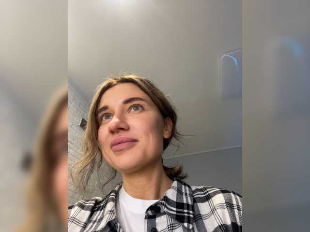 Εκπομπές οθόνης kiralove_