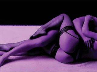 Ερωτική συνομιλία μέσω βίντεο kiszara