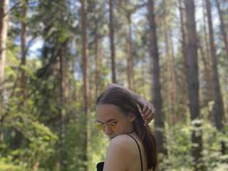 Ερωτική συνομιλία μέσω βίντεο KittiRissb