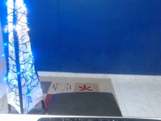 Εκπομπές οθόνης Kitty-Diamond