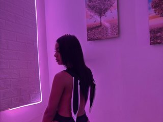 Ερωτική συνομιλία μέσω βίντεο KOURTNEY-