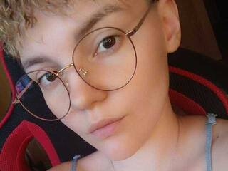 Ερωτική συνομιλία μέσω βίντεο Krisfff