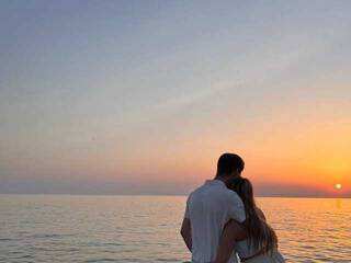 Ερωτική συνομιλία μέσω βίντεο KrutFrut