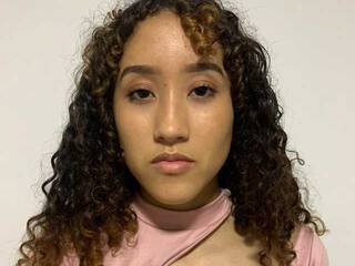 Ερωτική συνομιλία μέσω βίντεο KyleLloyd