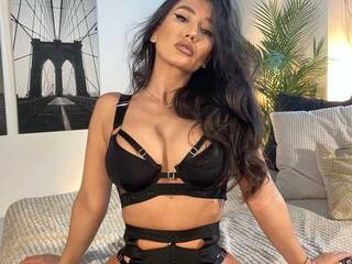 Ερωτική συνομιλία μέσω βίντεο AngelikaNoir