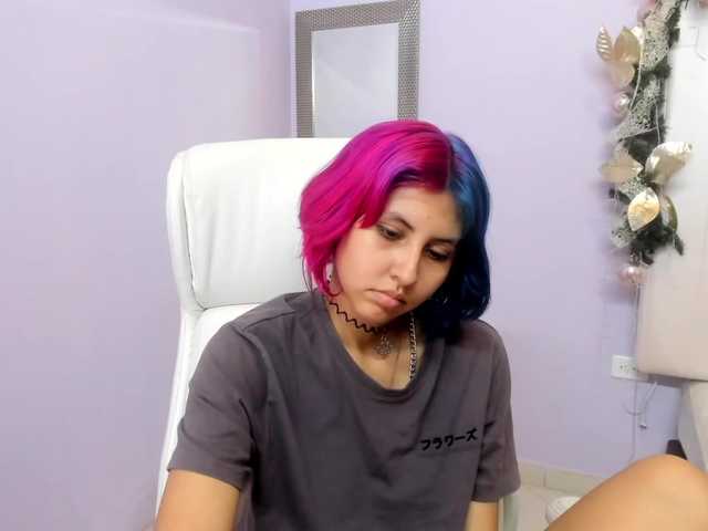 Εκπομπές οθόνης kyra-wayne