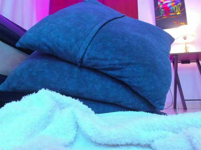 Εκπομπές οθόνης Laaura-Velez