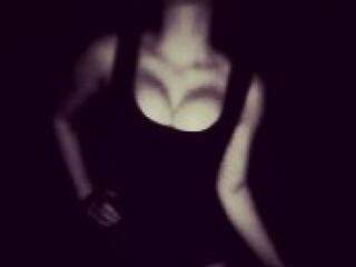 Ερωτική συνομιλία μέσω βίντεο lama01