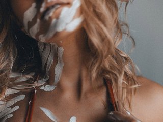 Ερωτική συνομιλία μέσω βίντεο LanaLeee