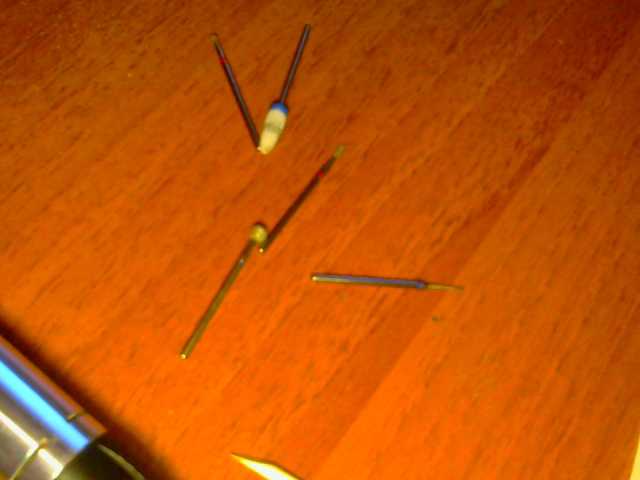 Εκπομπές οθόνης t_w_i_n_k_l_e