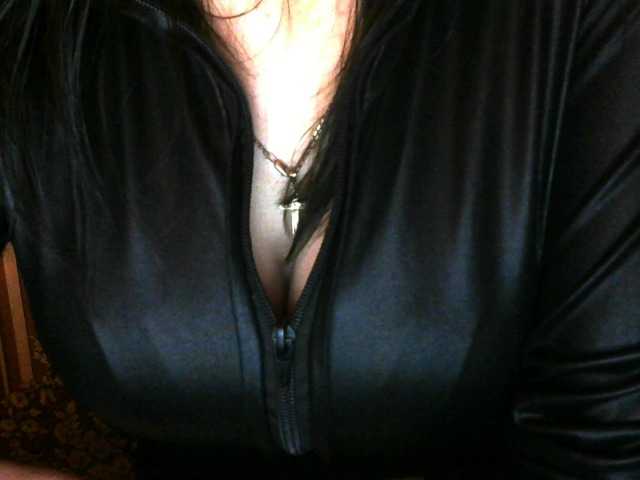 Εκπομπές οθόνης t_w_i_n_k_l_e