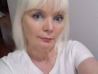 Ερωτική συνομιλία μέσω βίντεο lanolikaya