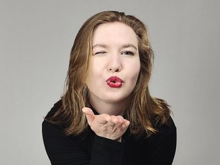 Ερωτική συνομιλία μέσω βίντεο LaraAngel