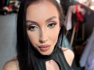 Ερωτική συνομιλία μέσω βίντεο LaraSLR