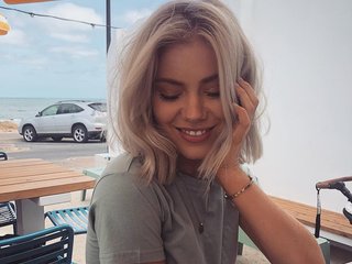 Ερωτική συνομιλία μέσω βίντεο Lassova251