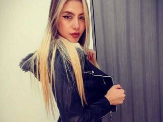 Ερωτική συνομιλία μέσω βίντεο lawrenceevans