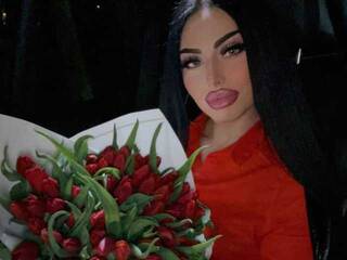 Ερωτική συνομιλία μέσω βίντεο LaylaJade