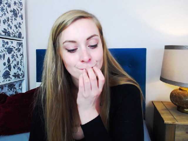 Εκπομπές οθόνης LeahGoldHair
