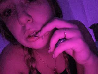 Ερωτική συνομιλία μέσω βίντεο LekaAlena