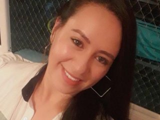 Ερωτική συνομιλία μέσω βίντεο Lena-zidan