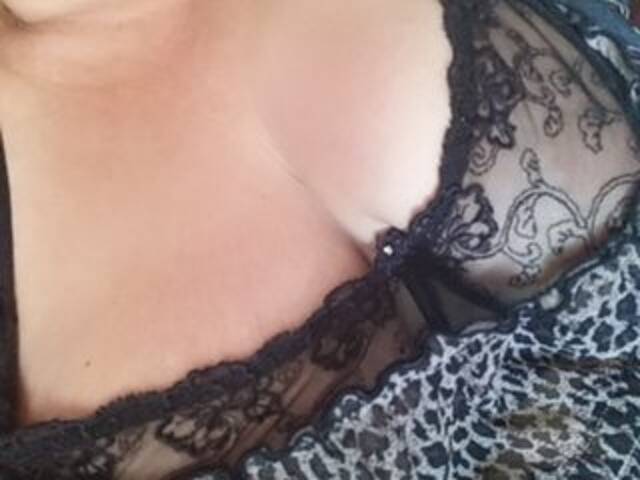 Εκπομπές οθόνης Alena209