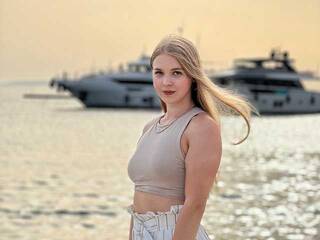 Ερωτική συνομιλία μέσω βίντεο LenaPaul88