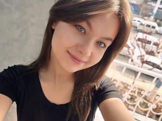 Ερωτική συνομιλία μέσω βίντεο LeonEveret