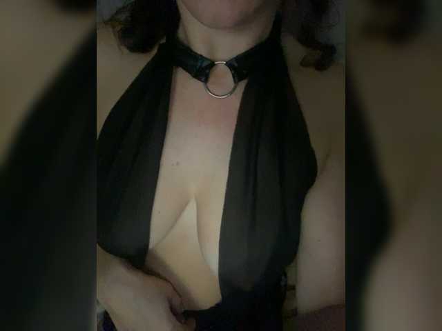 Εκπομπές οθόνης SexyCherry