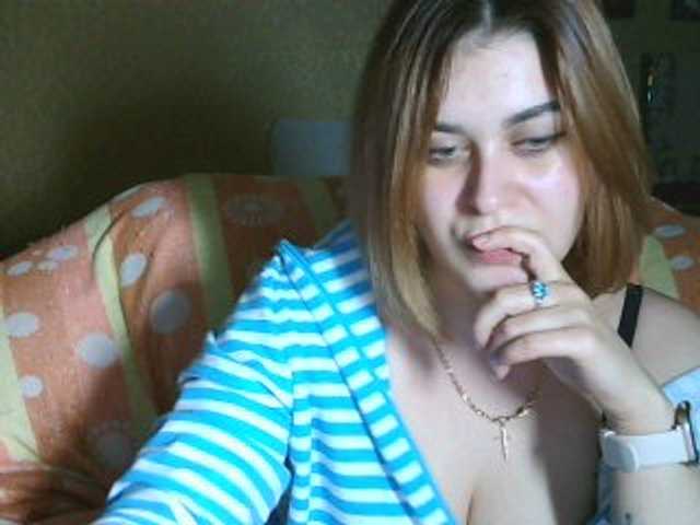 Εκπομπές οθόνης LeraOGirl