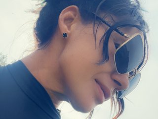 Ερωτική συνομιλία μέσω βίντεο LeraXCream