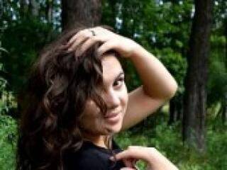 Ερωτική συνομιλία μέσω βίντεο lessyaa