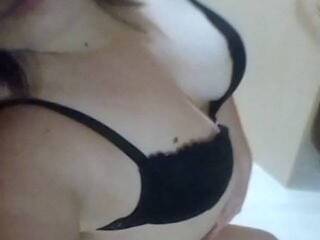 Ερωτική συνομιλία μέσω βίντεο Lesya2000