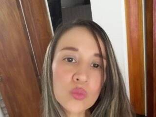 Ερωτική συνομιλία μέσω βίντεο lexiferrari