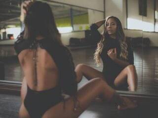 Ερωτική συνομιλία μέσω βίντεο LexiGold