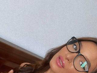 Ερωτική συνομιλία μέσω βίντεο LexyRuss