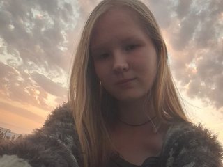 Ερωτική συνομιλία μέσω βίντεο LiandraNelson