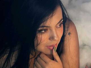 Ερωτική συνομιλία μέσω βίντεο LiiaKim