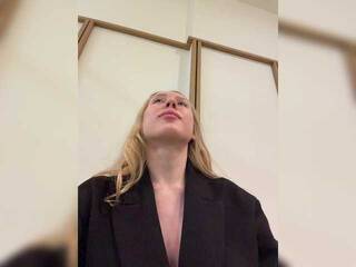 Ερωτική συνομιλία μέσω βίντεο LiiBaby