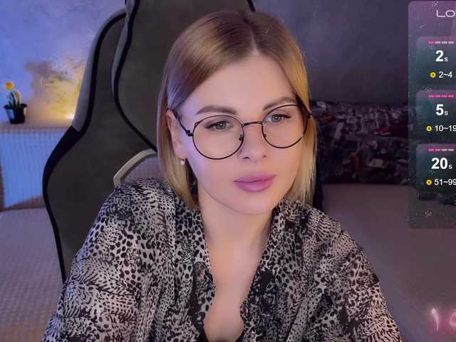 Εκπομπές οθόνης Lilu_Dallass